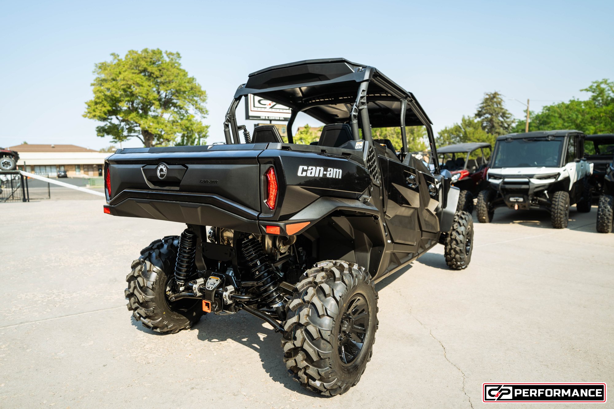 2026 CAN AM SSV COM MAX XT 64 1000R BK 26 - Image 5