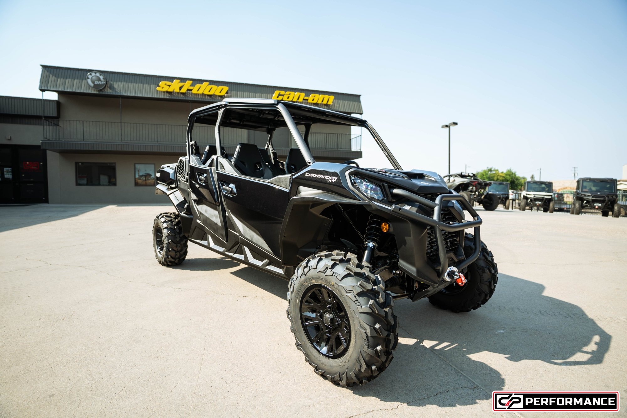 2026 CAN AM SSV COM MAX XT 64 1000R BK 26 - Image 7