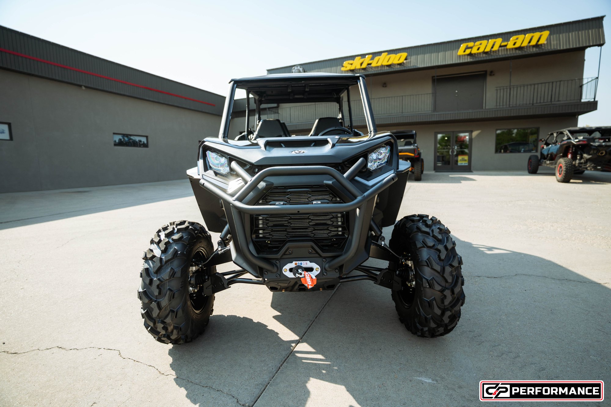 2026 CAN AM SSV COM MAX XT 64 1000R BK 26 - Image 8