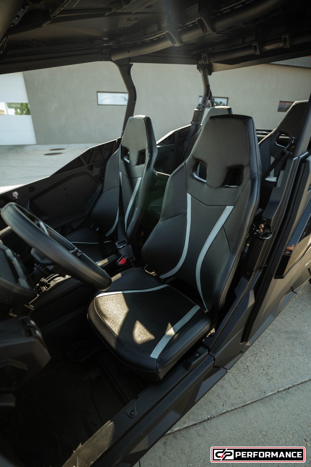 2026 CAN AM SSV COM MAX XT 64 1000R BK 26 - Image 12