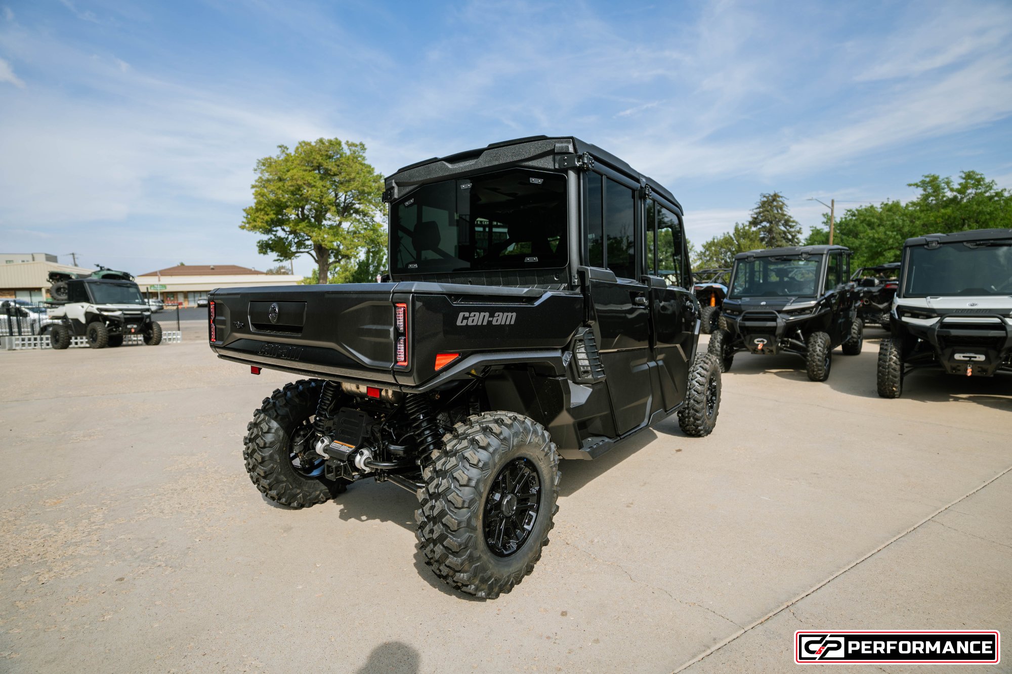 2026 CAN AM SSV DEF MAX TEXCAB 65 HD11 BK HB 26 LONE_STAR_CAB - Image 5