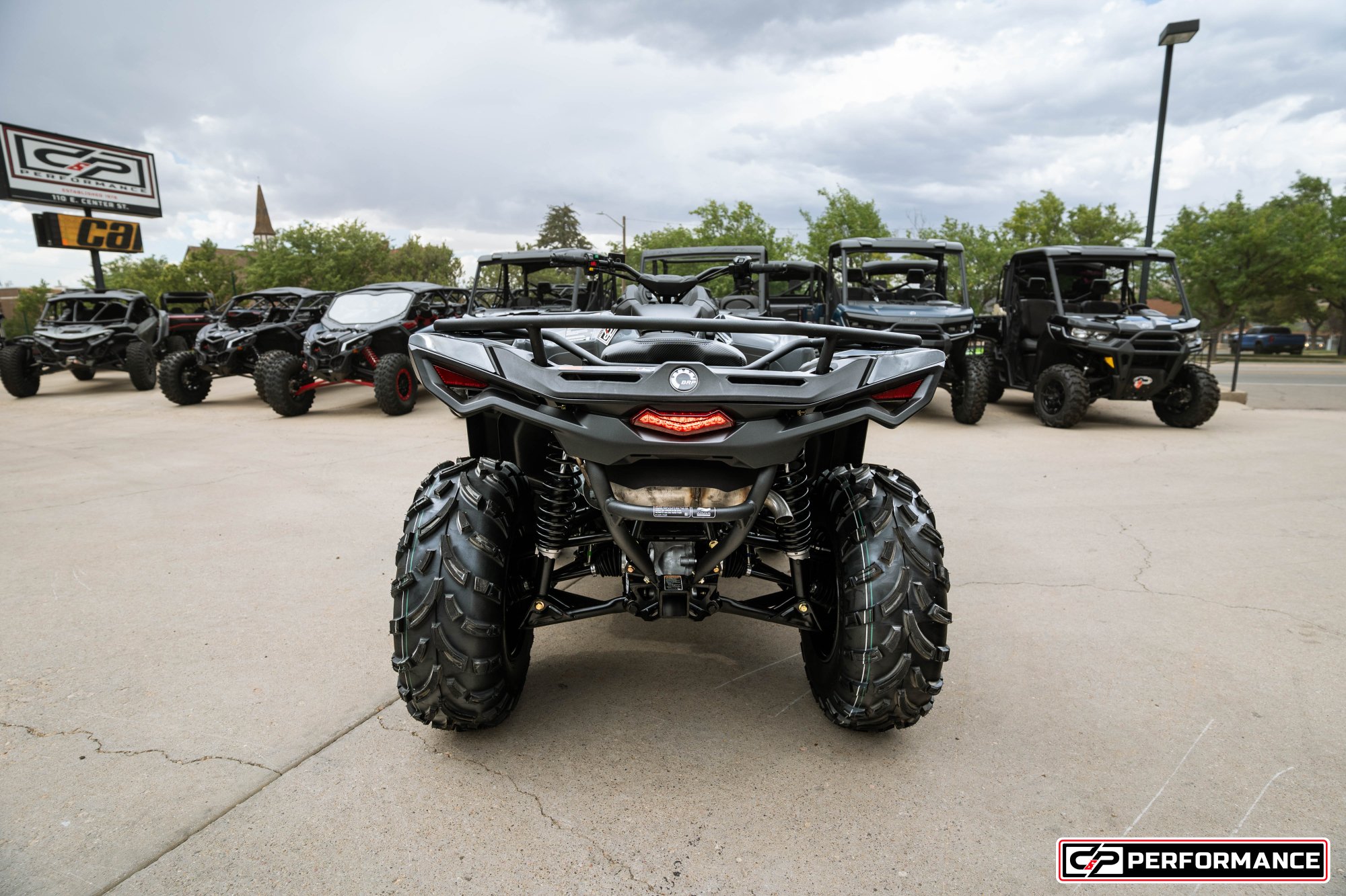 2026 CAN AM ATV OUTL DPS 500 GY 26 - Image 4