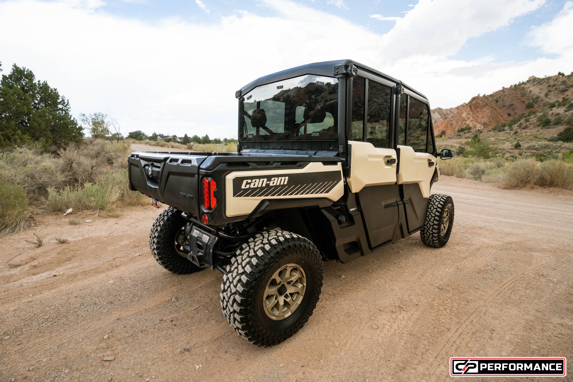 2024 CAN AM SSV DEF MAX LTD 65 HD10 TN 24 - Image 5