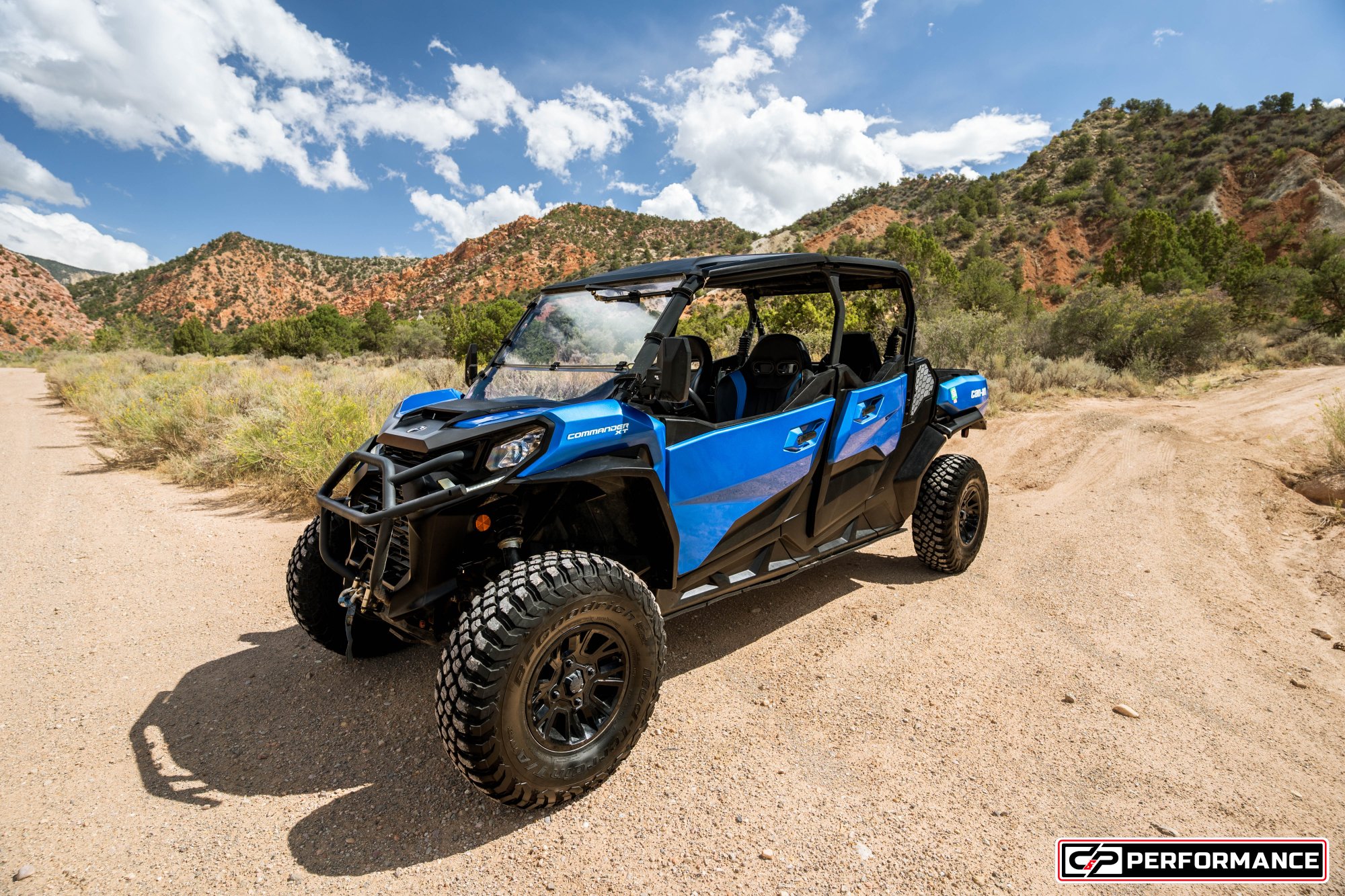 2023 CAN AM SSV COM MAX XT 64 1000R BE 23 - Image 1