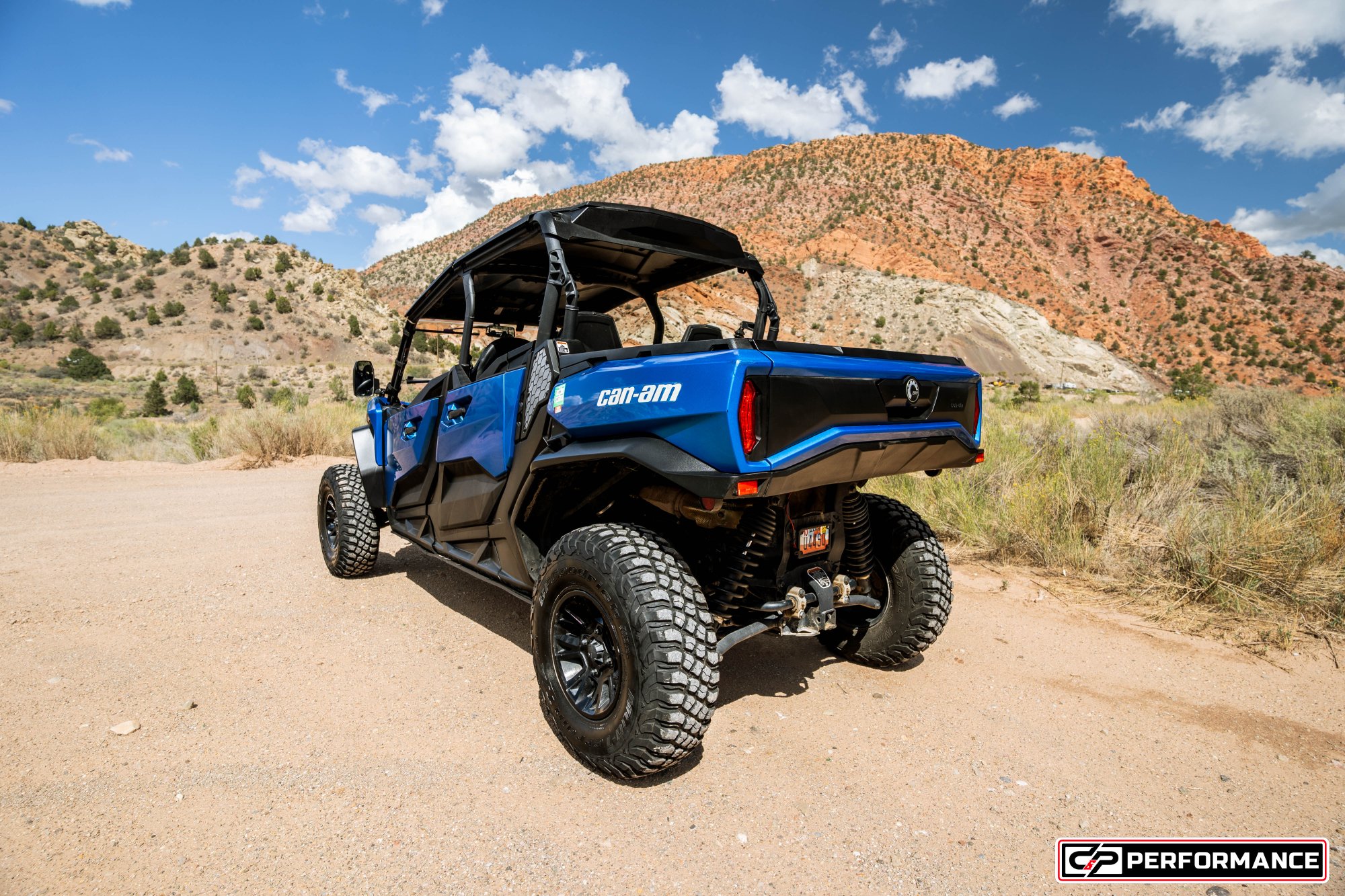 2023 CAN AM SSV COM MAX XT 64 1000R BE 23 - Image 4