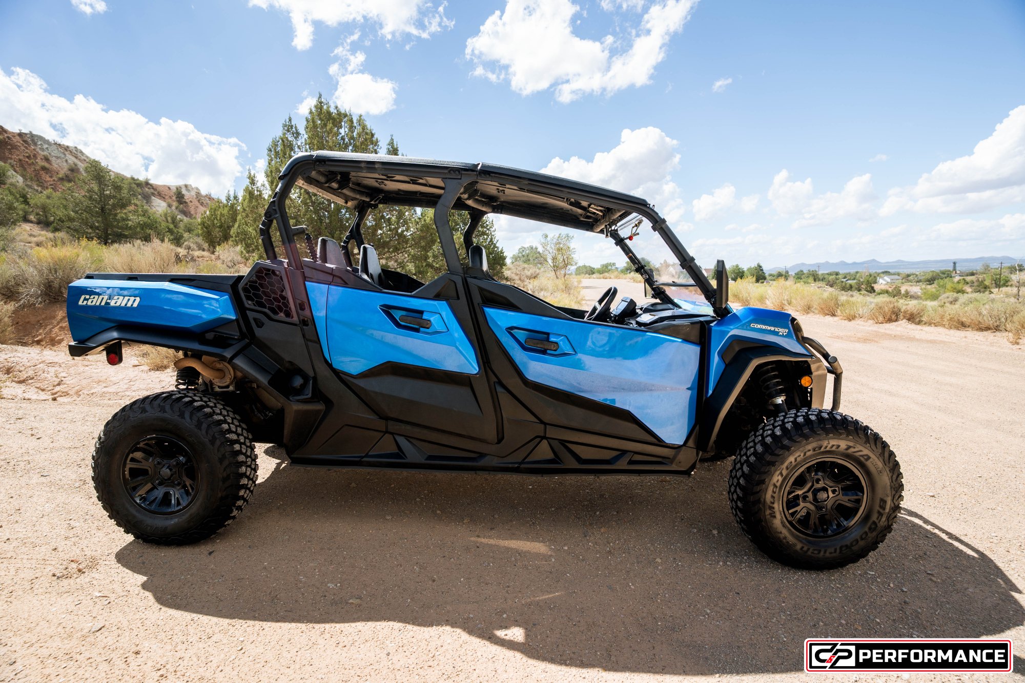 2023 CAN AM SSV COM MAX XT 64 1000R BE 23 - Image 6