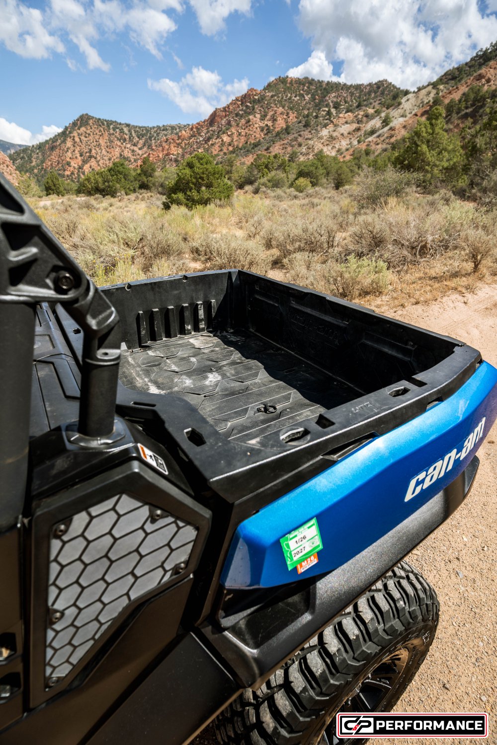 2023 CAN AM SSV COM MAX XT 64 1000R BE 23 - Image 11