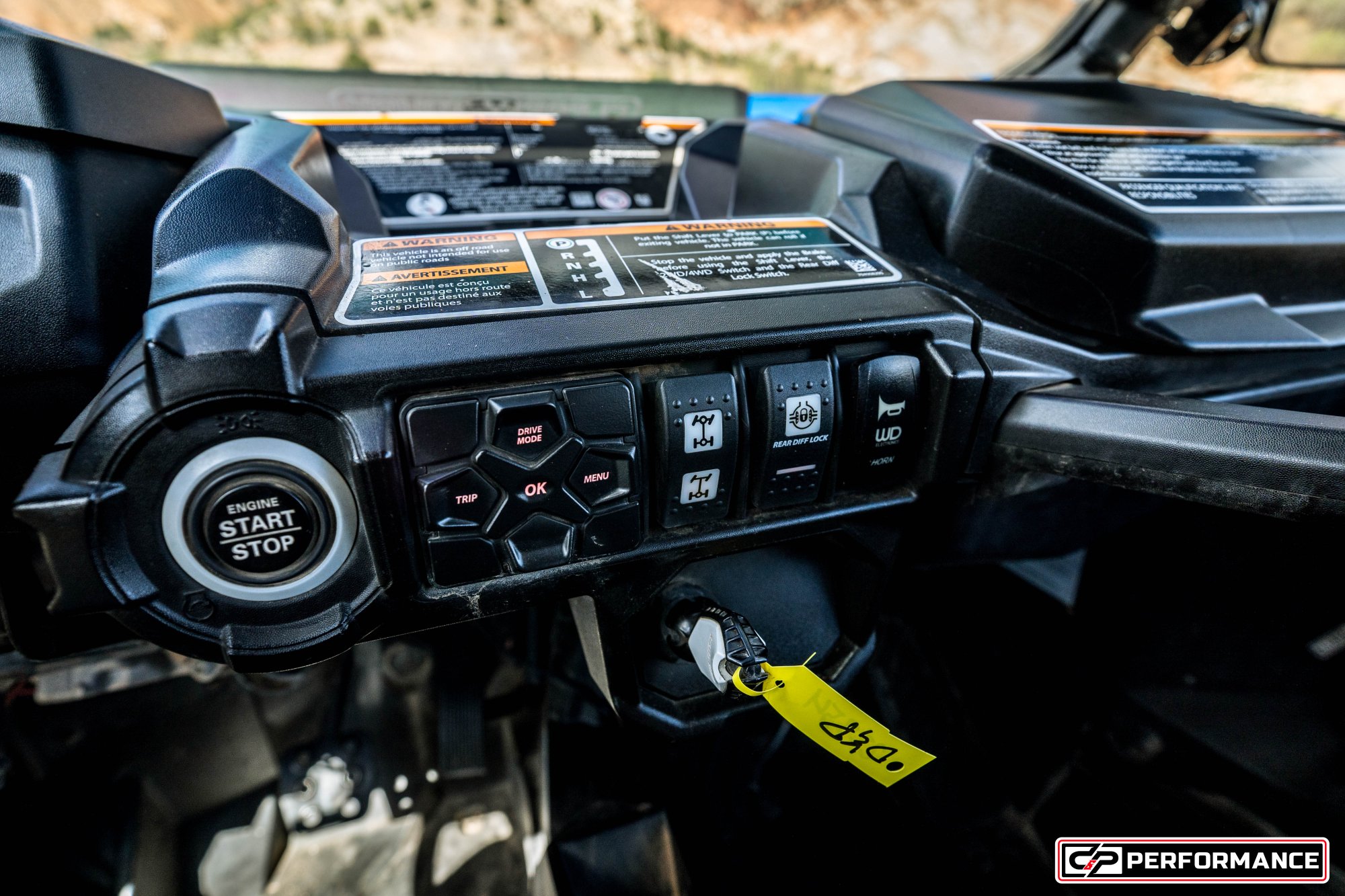 2023 CAN AM SSV COM MAX XT 64 1000R BE 23 - Image 12
