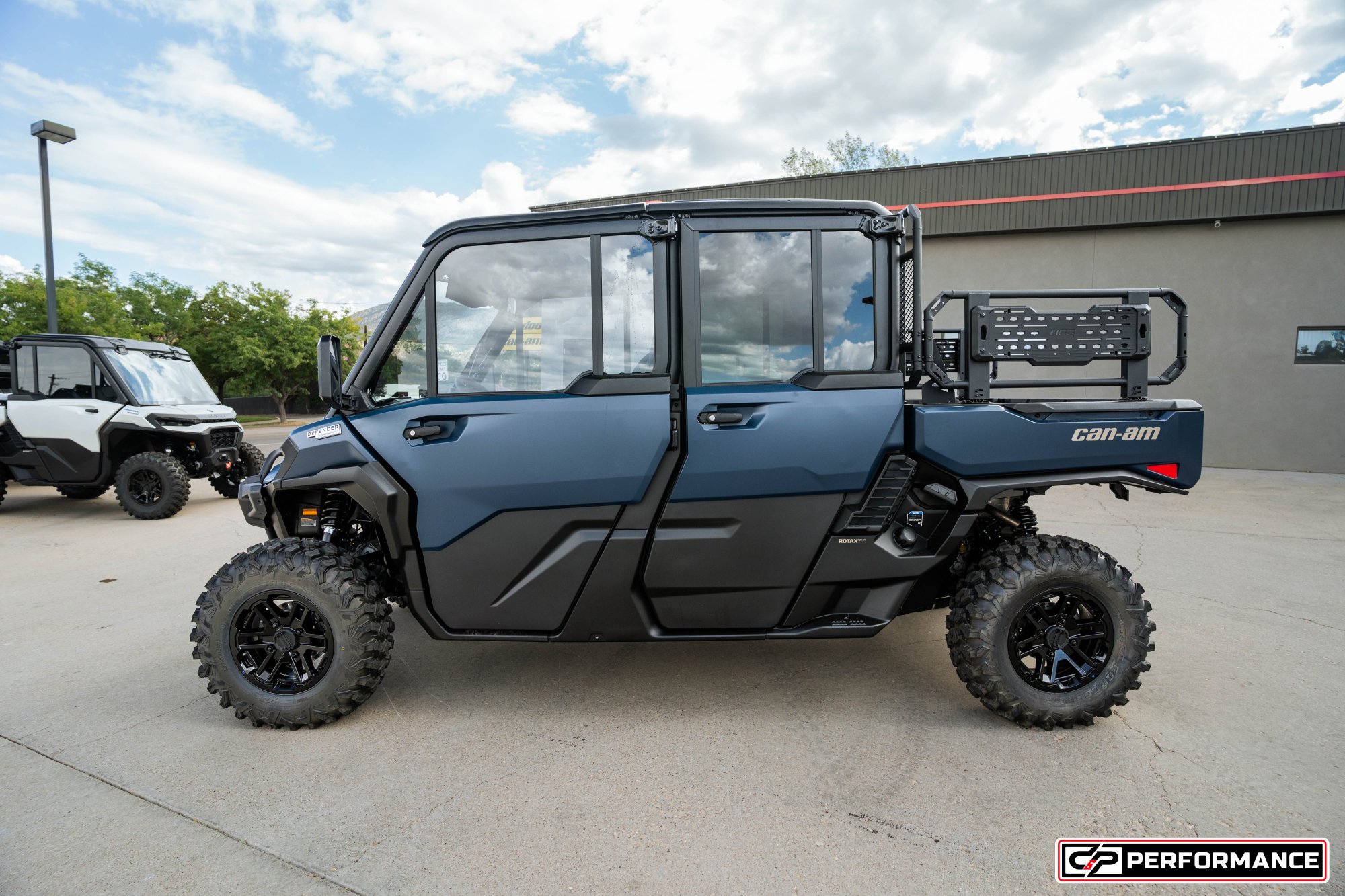 2027 CAN AM SSV DEFXU MAX LTD 65 HD11 BE HB 27 - Image 2
