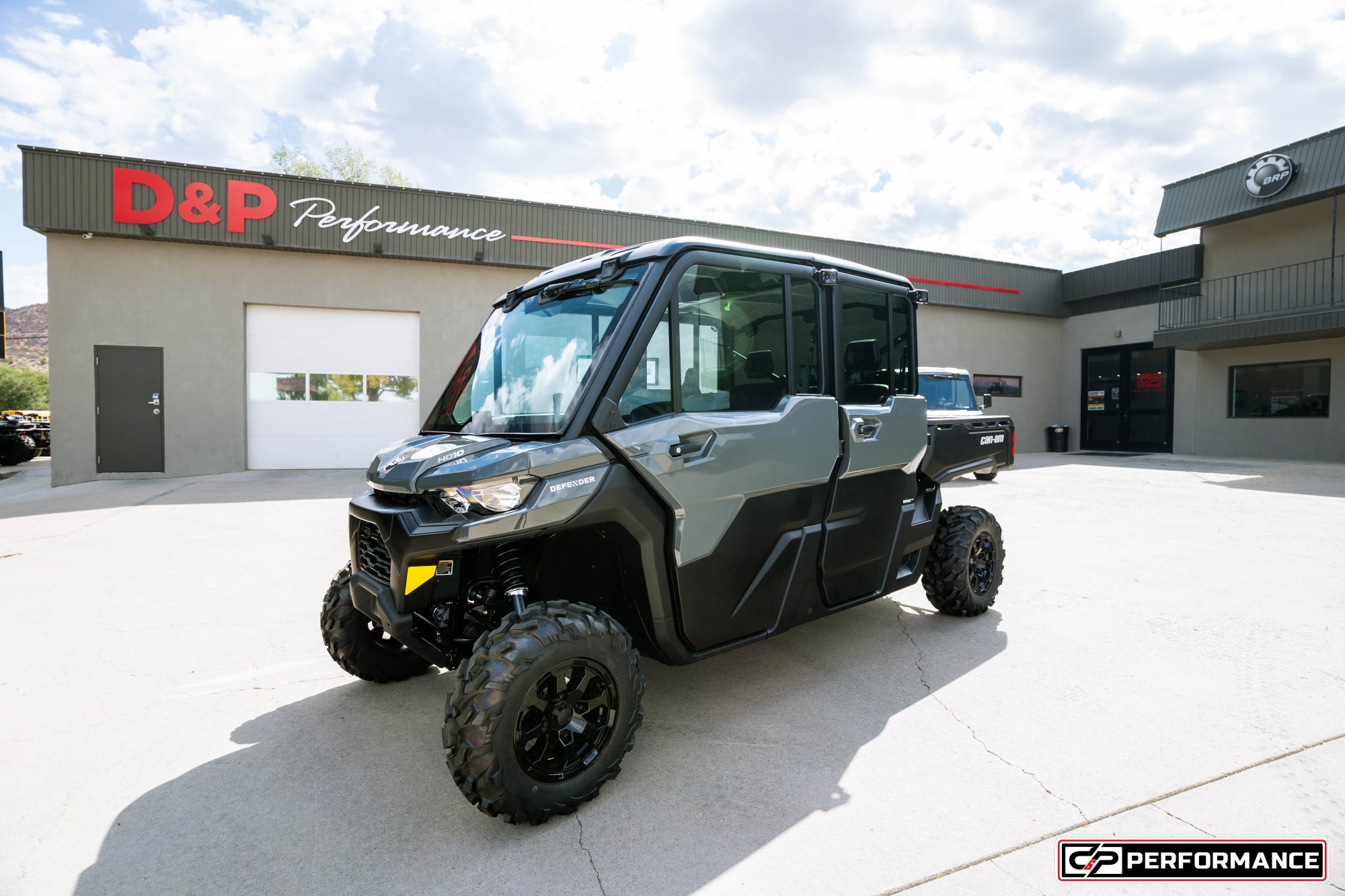 2027 CAN AM DEF MAX DPSCAB 65 HD10 GY - Image 1