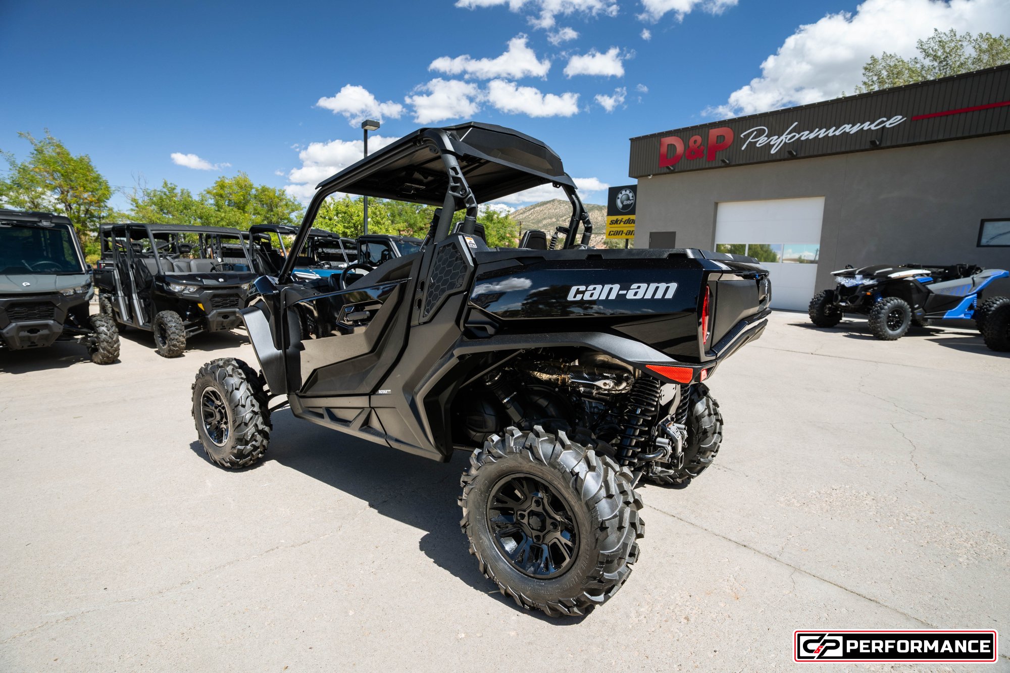 2026 CAN AM COMMANDER XT 1000R - Image 3