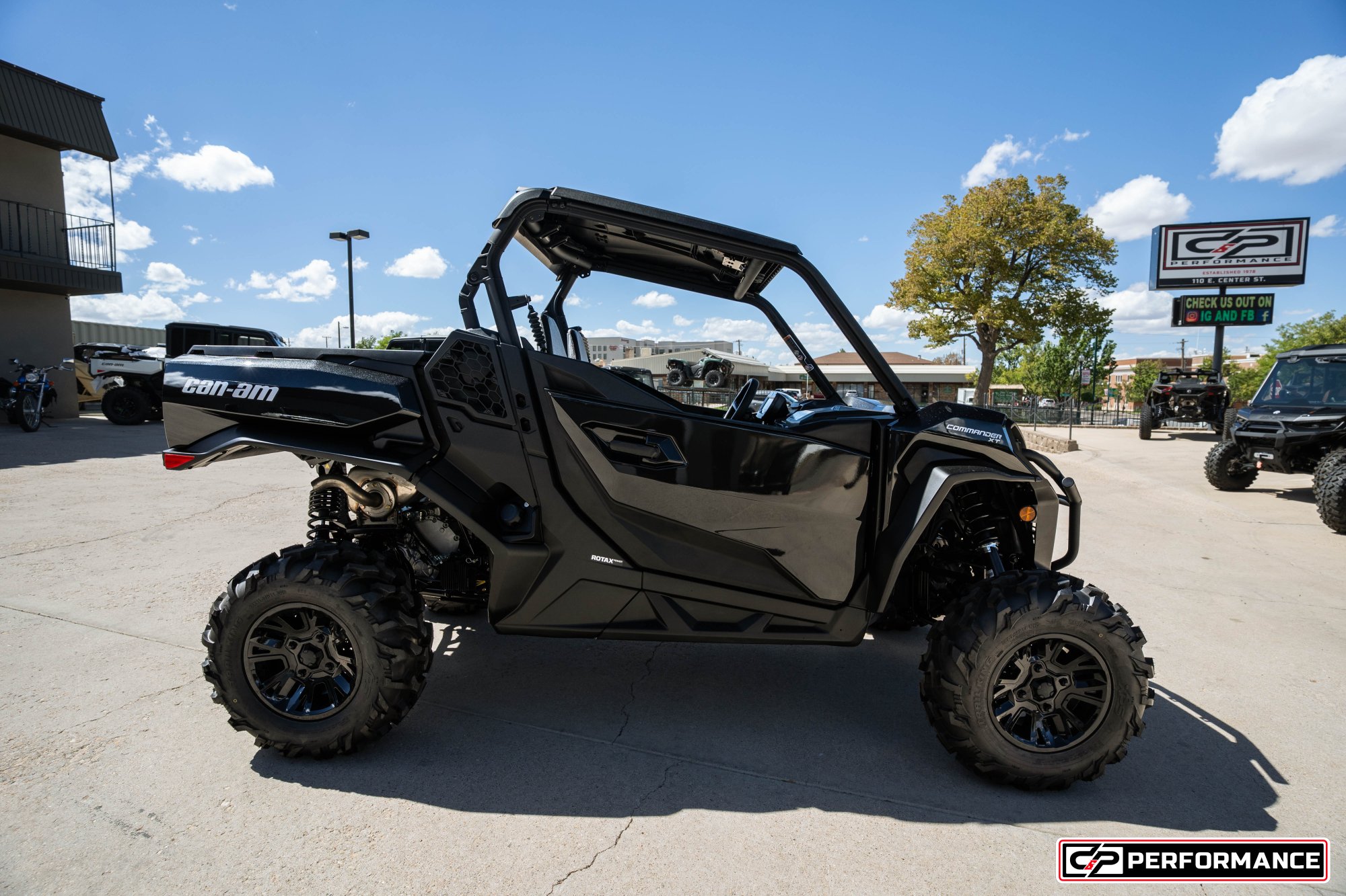 2026 CAN AM COMMANDER XT 1000R - Image 6