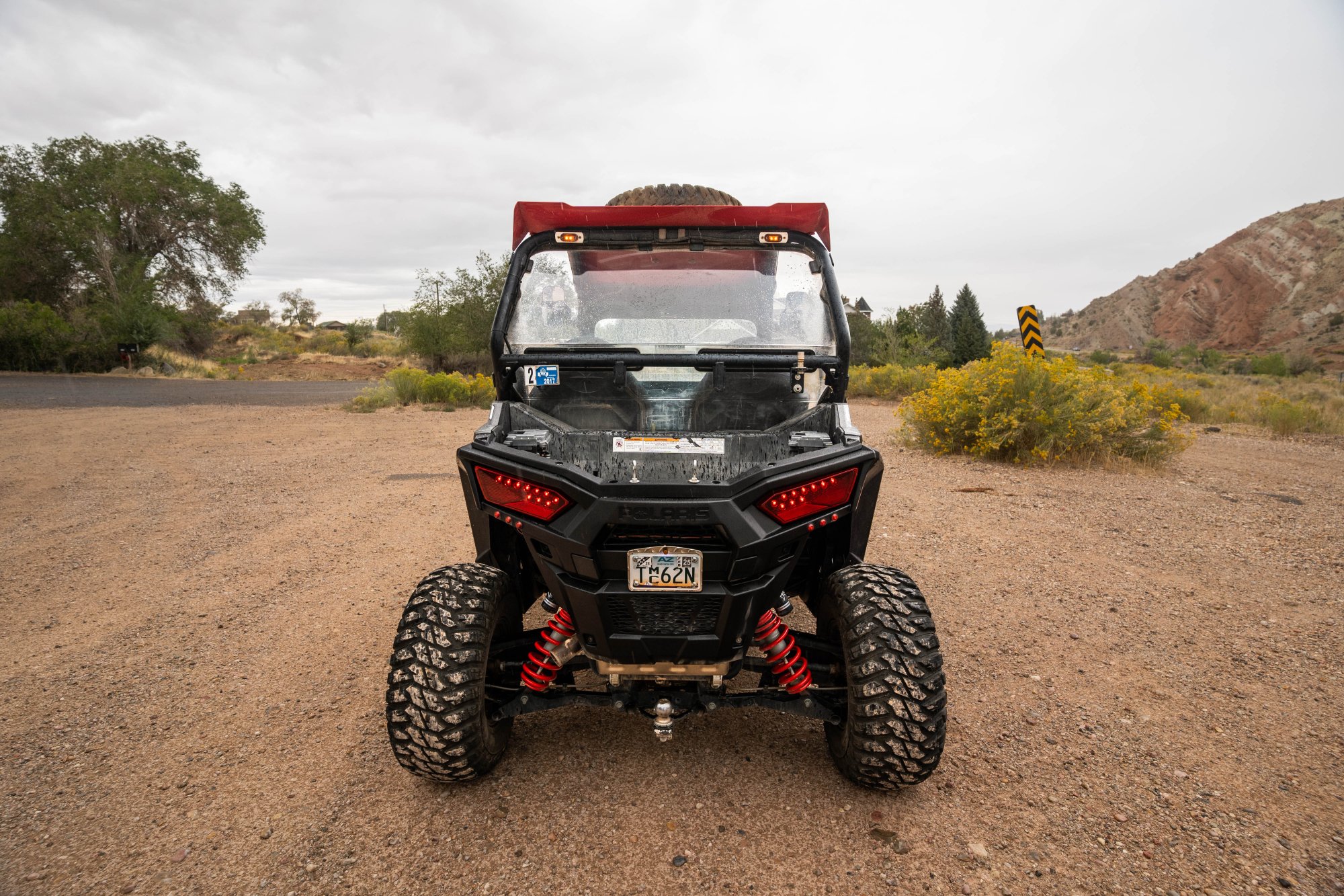 2015 POLARIS RZR S EPS 900 - Image 4