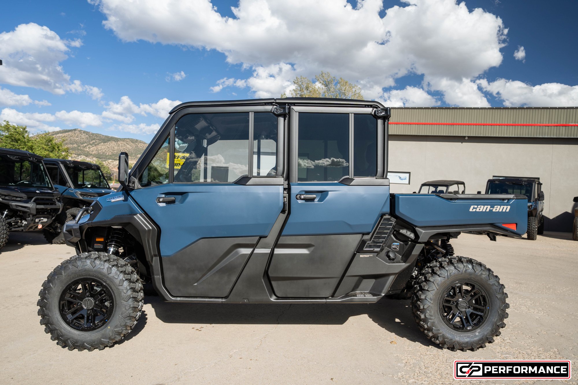 2027 CAN AM DEFENDER MAX LIMITED HD11 - Image 2