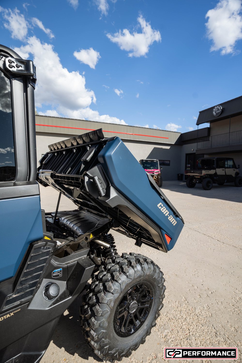 2027 CAN AM DEFENDER MAX LIMITED HD11 - Image 10