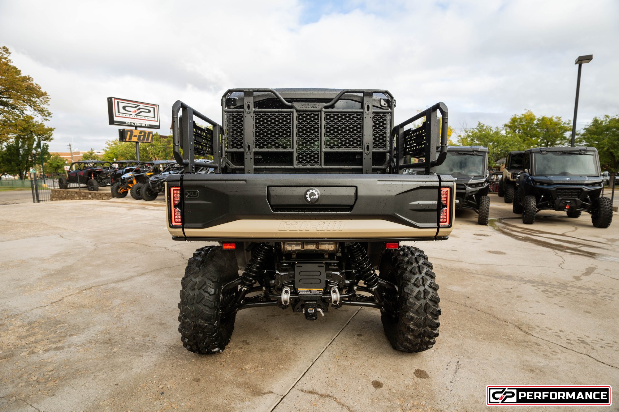 2027 CAN AM DEFENDER MAX XU LTD HD11 - Image 4