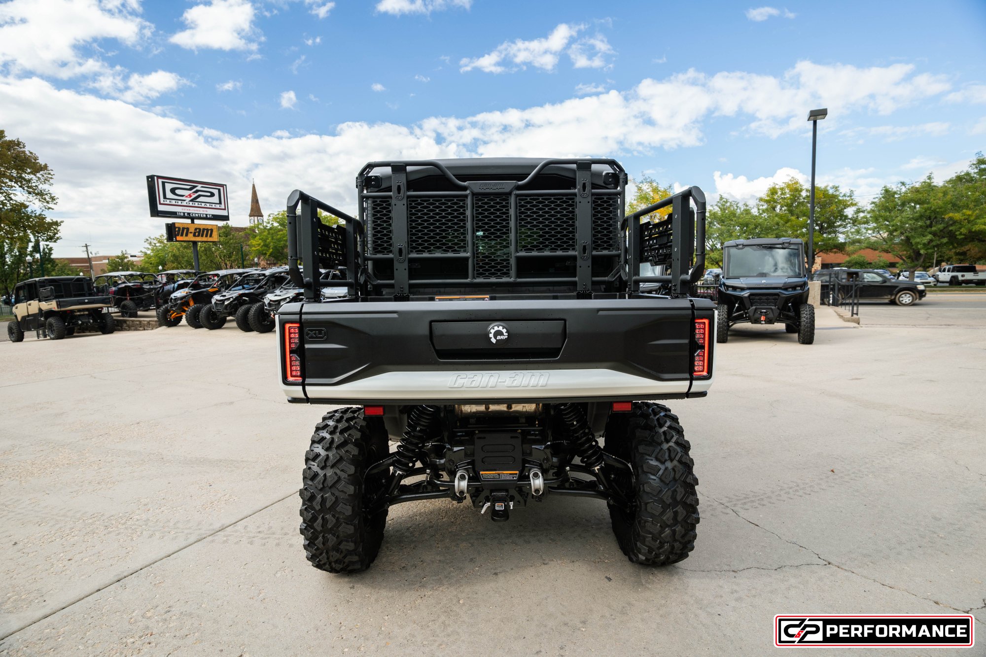 2027 CAN AM DEFENDER MAX XU LTD HD11 - Image 4
