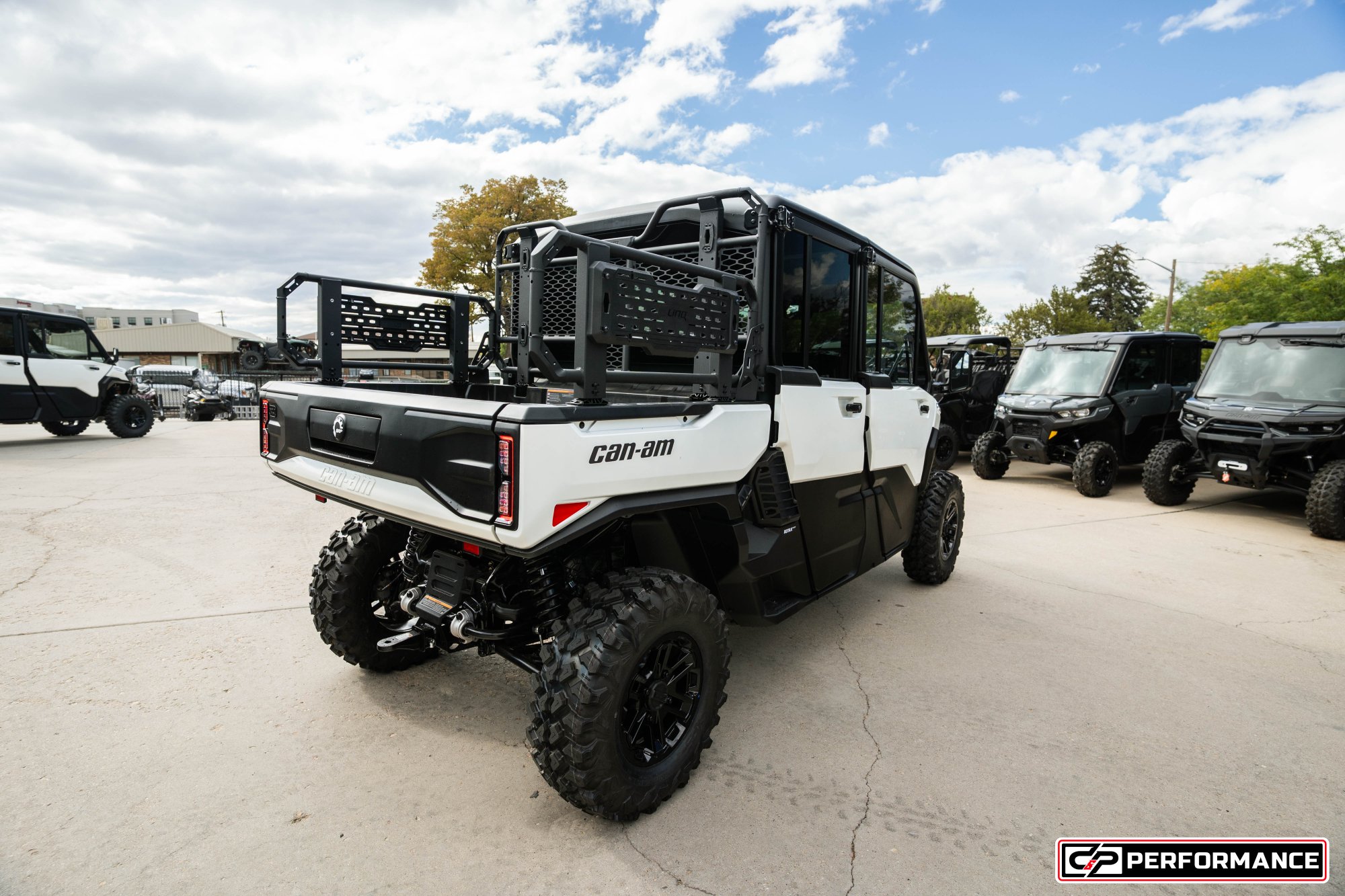 2027 CAN AM DEFENDER MAX XU LIMITED HD11 - Image 6