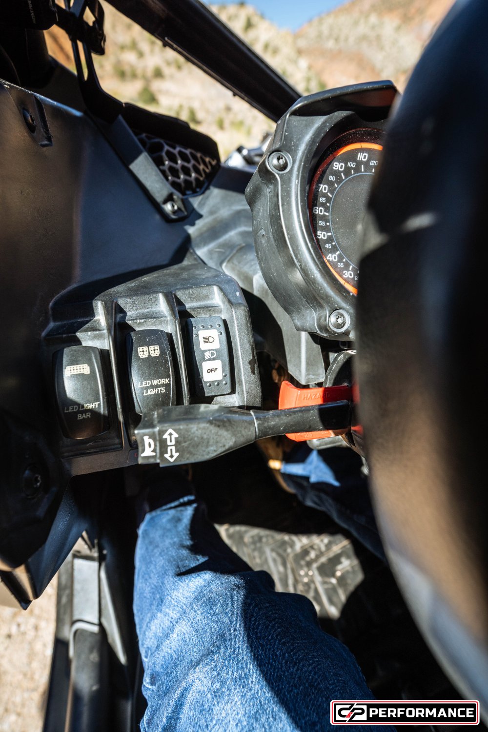 2018 CAN AM MAVERICK X3 MAX XRS TURBO R - Image 19