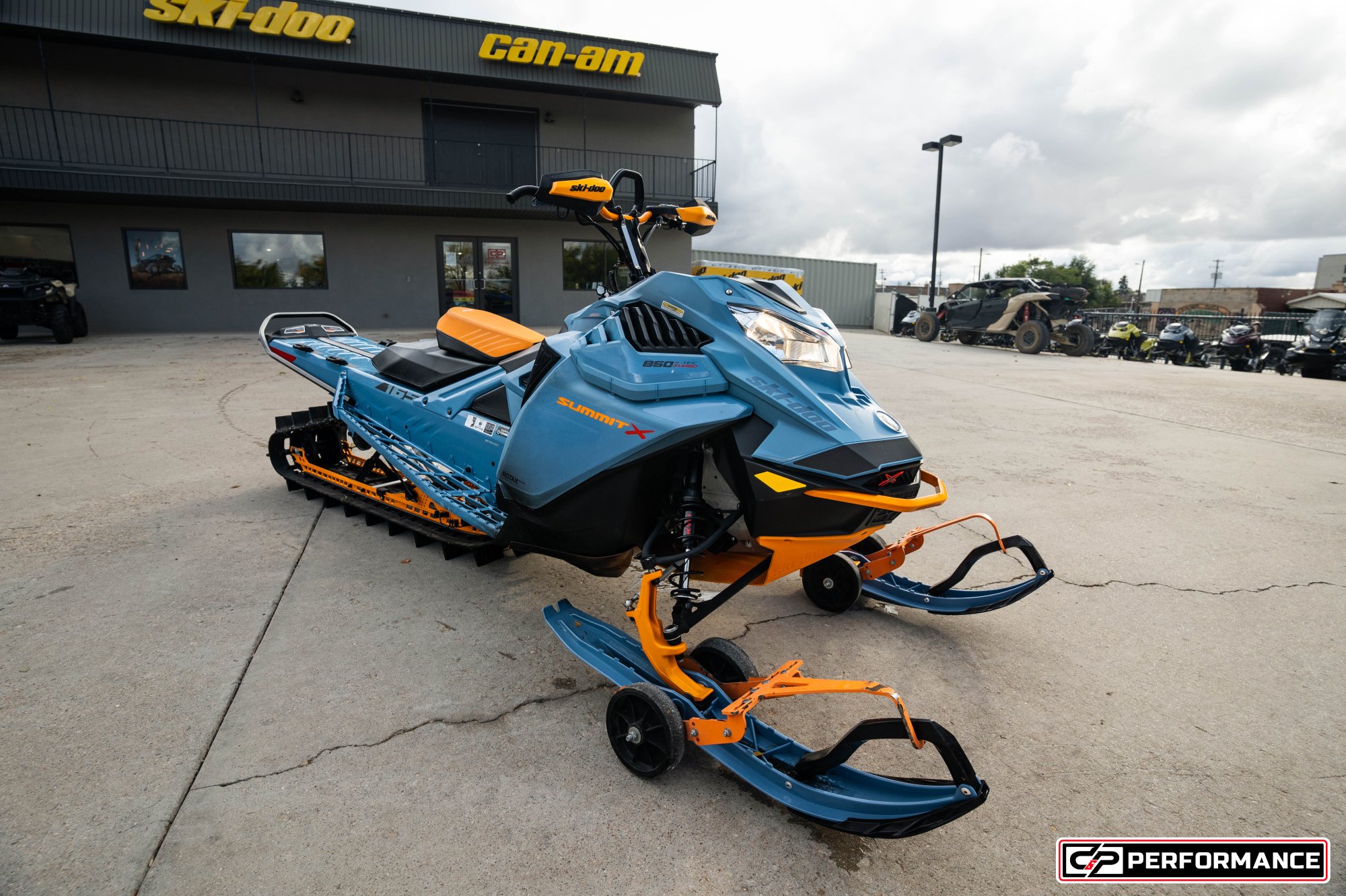 2022 SKI DOO SUMMIT X 850 E-TECH TURBO 165 3.0" - Image 7