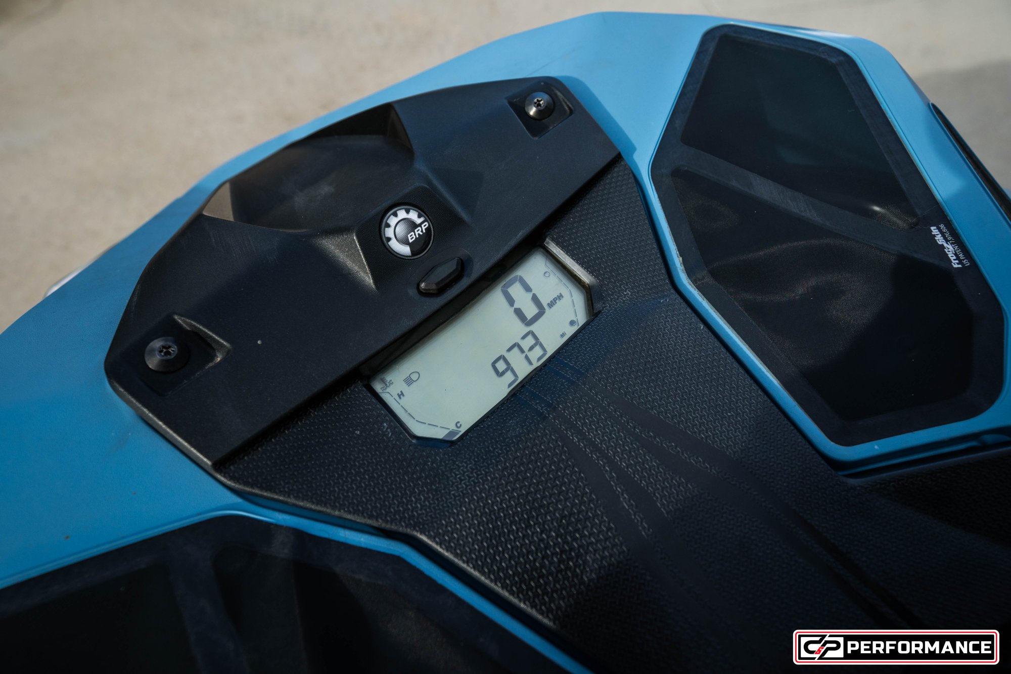 2022 SKI DOO SUMMIT X 850 E-TECH TURBO 165 3.0" - Image 9